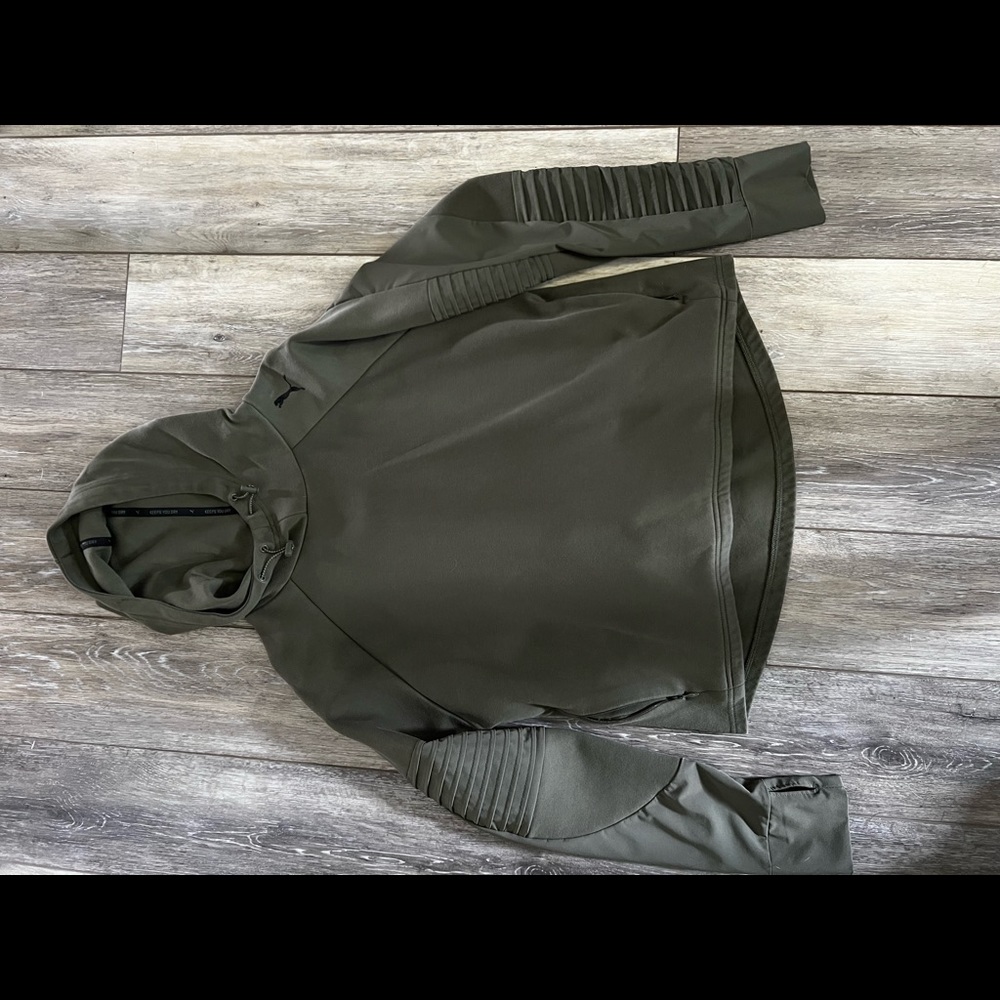 Puma sweatshirt